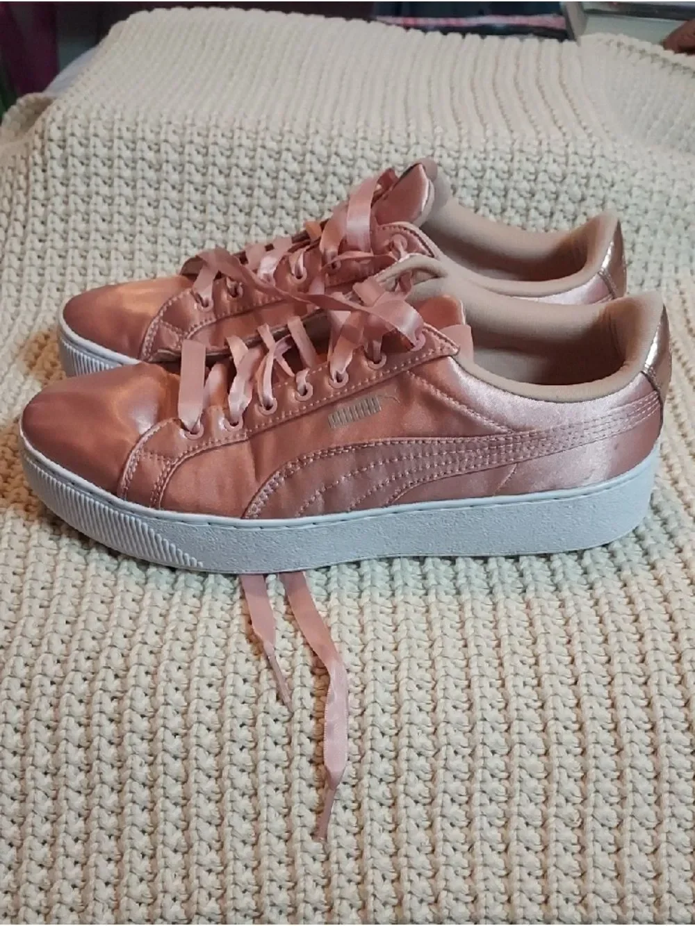 PUMA Women's Vikky Platform EP Softform Sneakers Sz 9.5